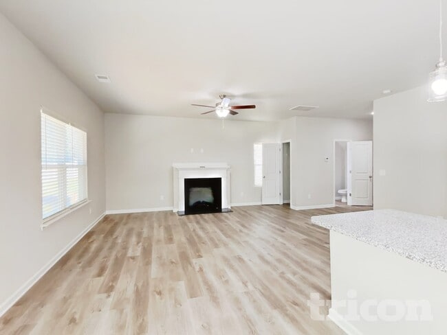 Photo - 228 Spring Knoll Dr