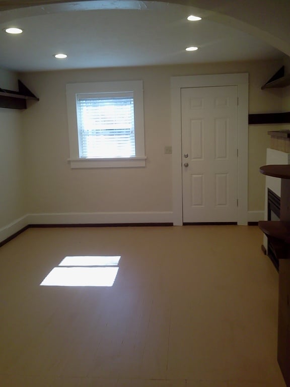 Living area - 125 T St Unidad 4