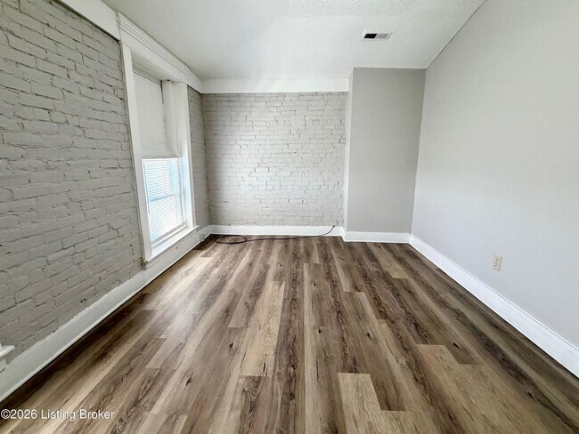 1507 W Jefferson St Unit 3