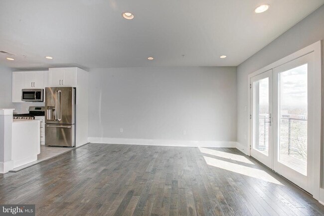 Building Photo - 1827 Benning Rd NE Unit 102