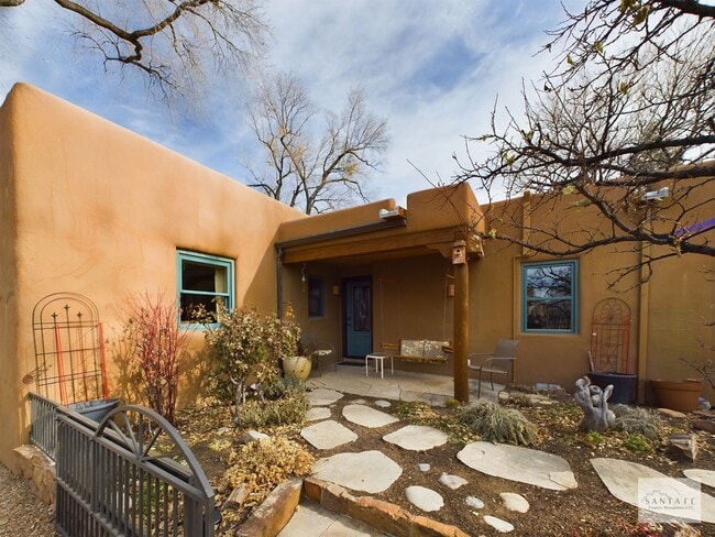 Photo - Fully Furnished 2 Bedroom Home in South Capital Available Now!