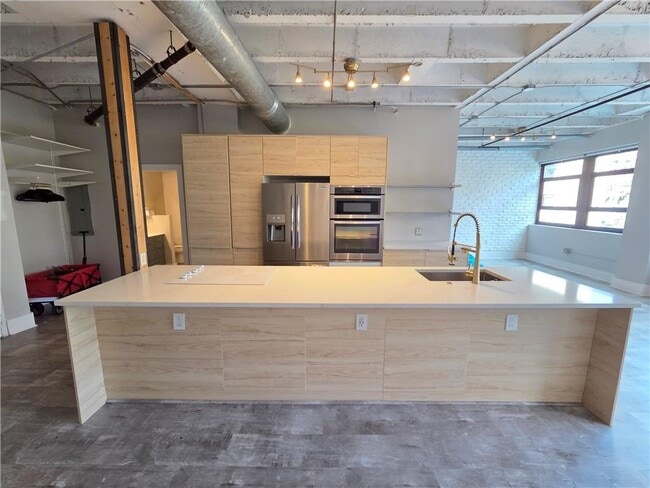 Building Photo - 878 Peachtree St NE Unit 318