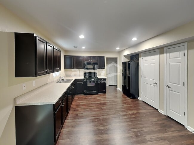 Photo - 1028 Daniel Ln