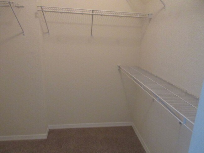 Photo - Available Now! Metrowest townhouse - Thre...