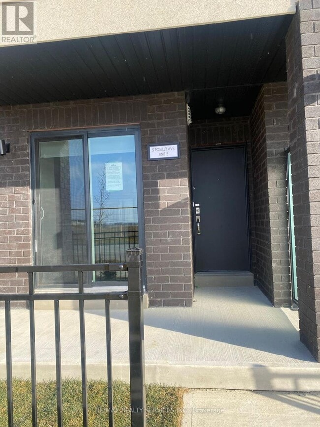 Photo - 5 Romilly Ave