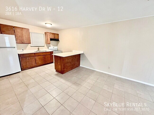3616 Harvey Dr W Unit 12