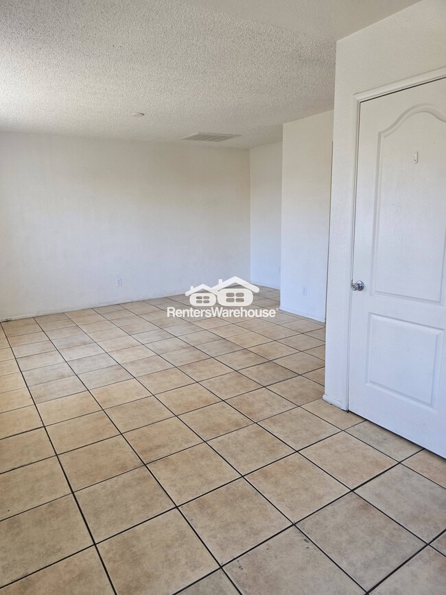 Photo - 1623 E Wood St