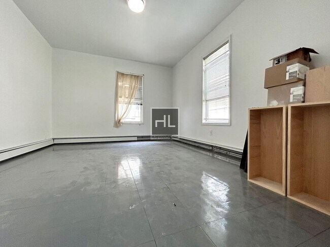 Photo - W 15th St Unit 1