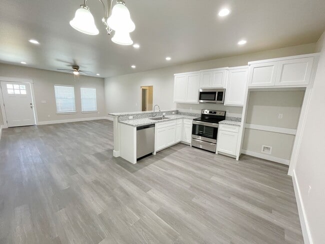 Photo - Beautiful 4 bedroom 2 Bath Home in New Community