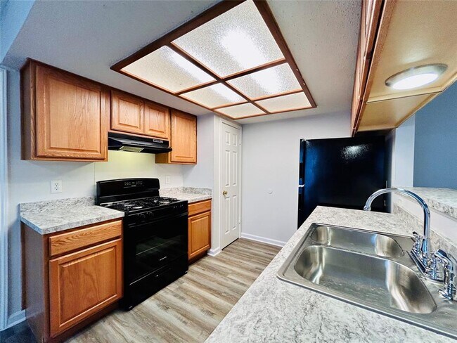 Photo - 9317 Kempler Dr