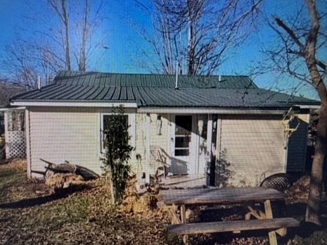 Photo - 202 E South St