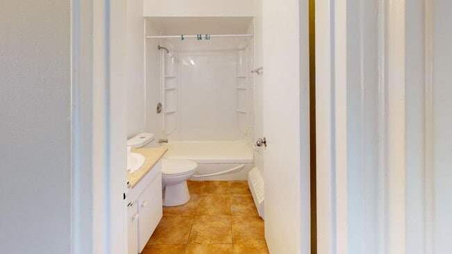 Photo - College Avenue Apartments