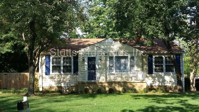 Building Photo - 1544 Sherrod Ave