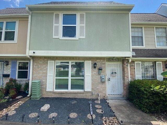 Building Photo - 8102 Amelia Rd Unit 211 Rental