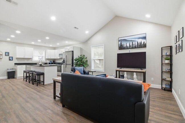 Photo - 810 Carson St Unidad ID1331737P