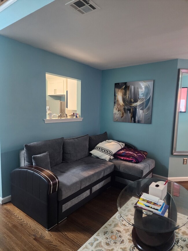 Photo - 1 Central Ave