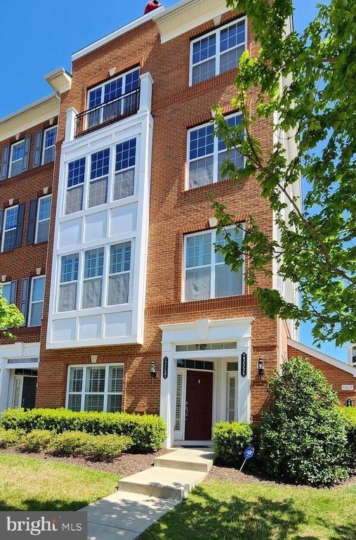 Photo - 23552 Hopewell Manor Terrace Townhome