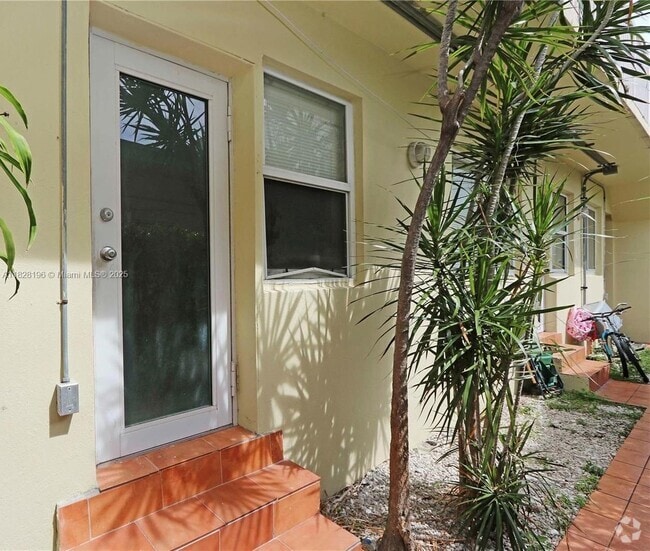 Building Photo - 6831 Abbott Ave Unit 3 Rental