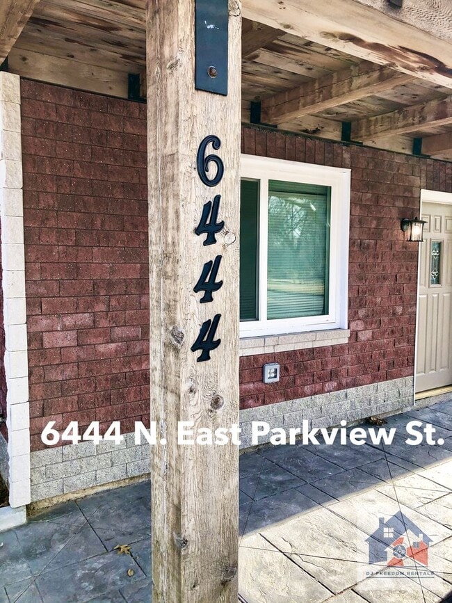 Building Photo - 6444 N East Park View St Rental