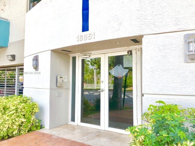 Photo - 16851 NE 35th Ave Unit 27