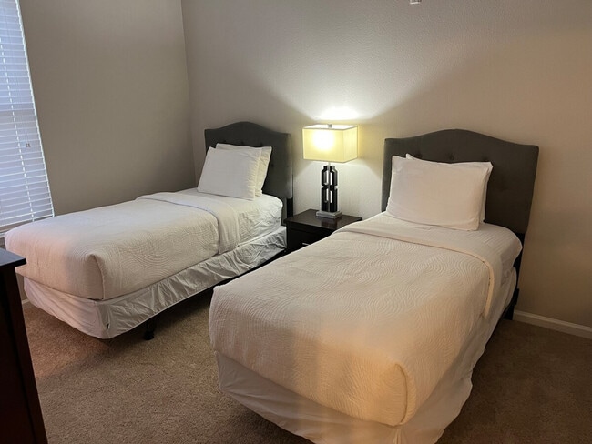 Photo - 1591 Millspring Dr Unit SI ID1344149P