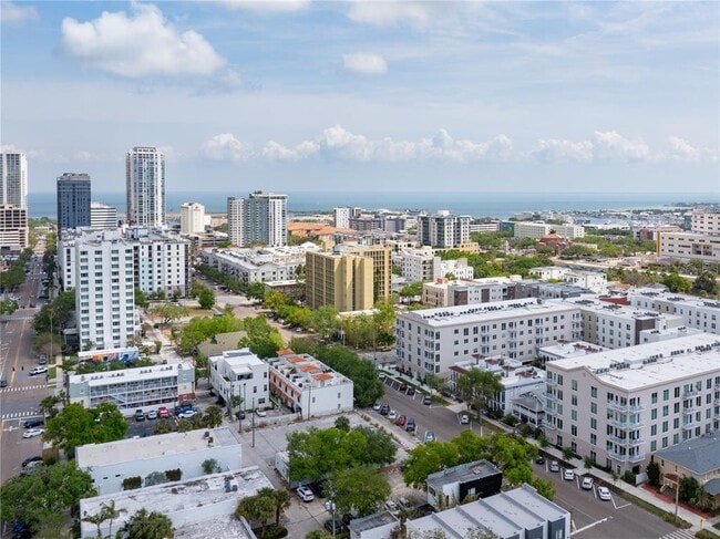 Photo - 600 3rd Ave S Unidad 307