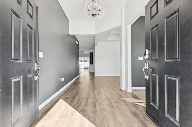 Photo - Spacious 5-Bedroom Home with Office, Den & Included Electric!