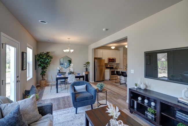 Photo - 657 McKay Way Unit 2