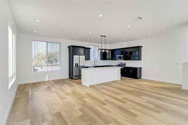 Photo - 3016 West Blvd Unit 3018