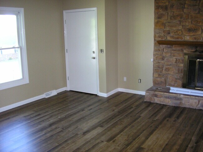 Photo - 2516 Edgehill Pl