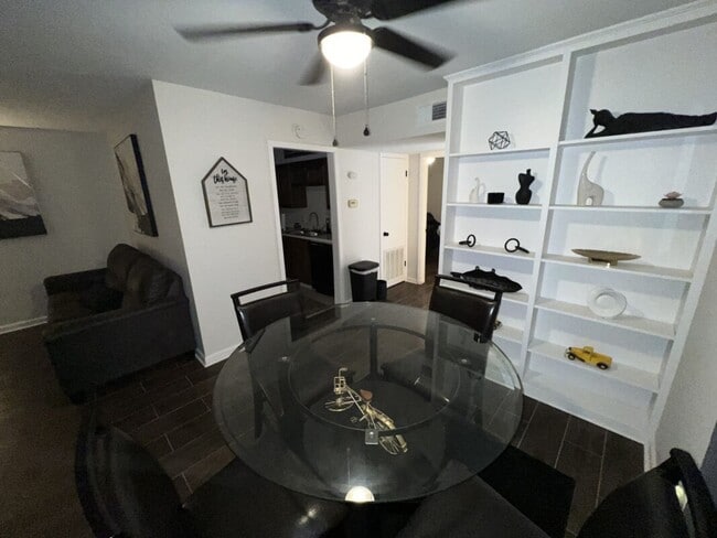 Photo - 4547 Alvin Dark Ave Unit Apt #2