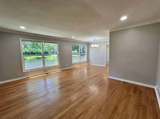 1 Lexington Dr