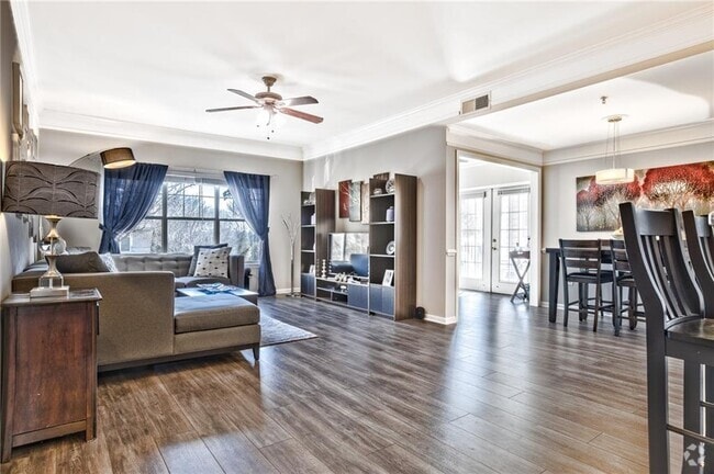 Building Photo - 2700 Pine Tree Rd NE Unit 1202 Rental