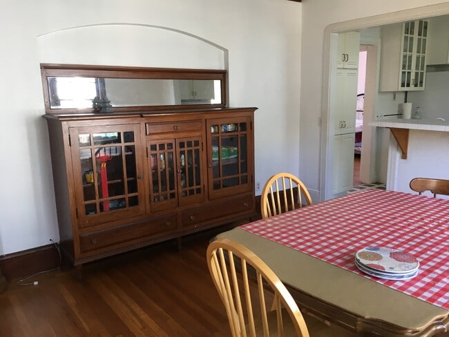 Photo - 918 Ramona Ave