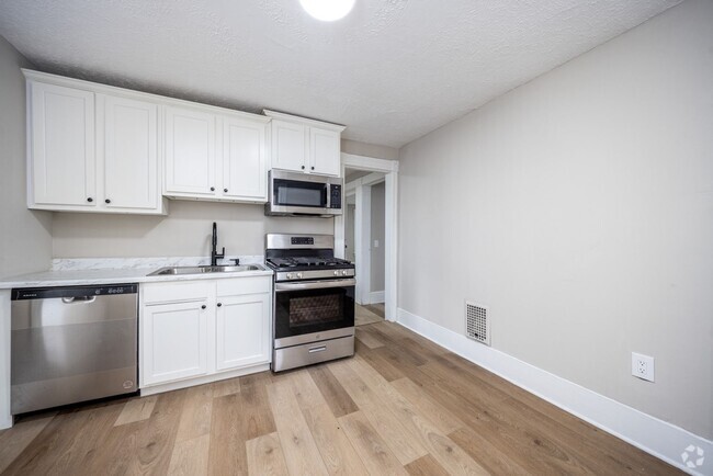 Building Photo - 320-322 Wisconsin St Unit 322 Wisconsin St Up Rental