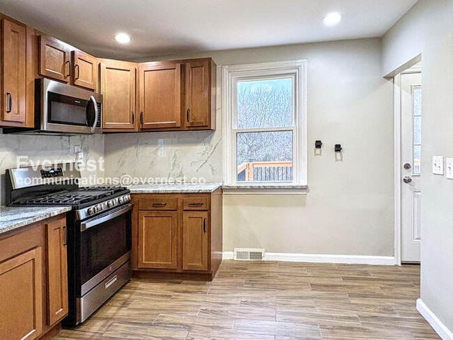 Photo - 5215 Muth Ave