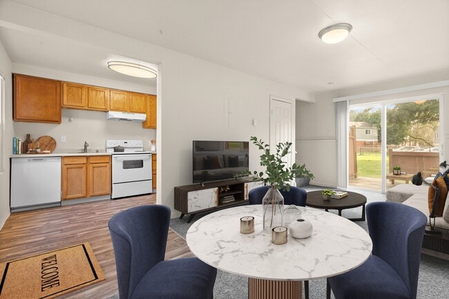 Photo - Pacific Walk