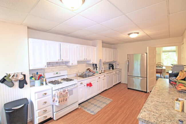 Photo - 1809 Beacon St Unidad 3