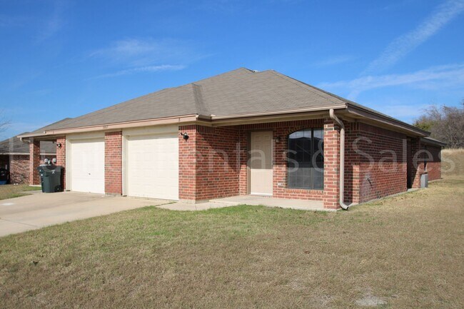 Photo - Quiet Area with No Backyard Neighbors