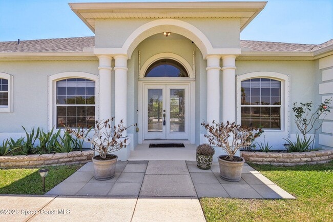 Photo - 929 Hialeah St