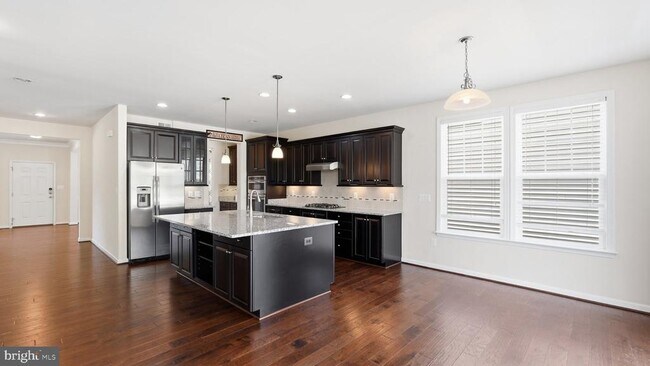 Photo - 424 Alder Dr