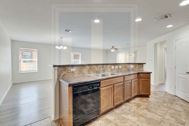 Photo - 150 Rummel Dr