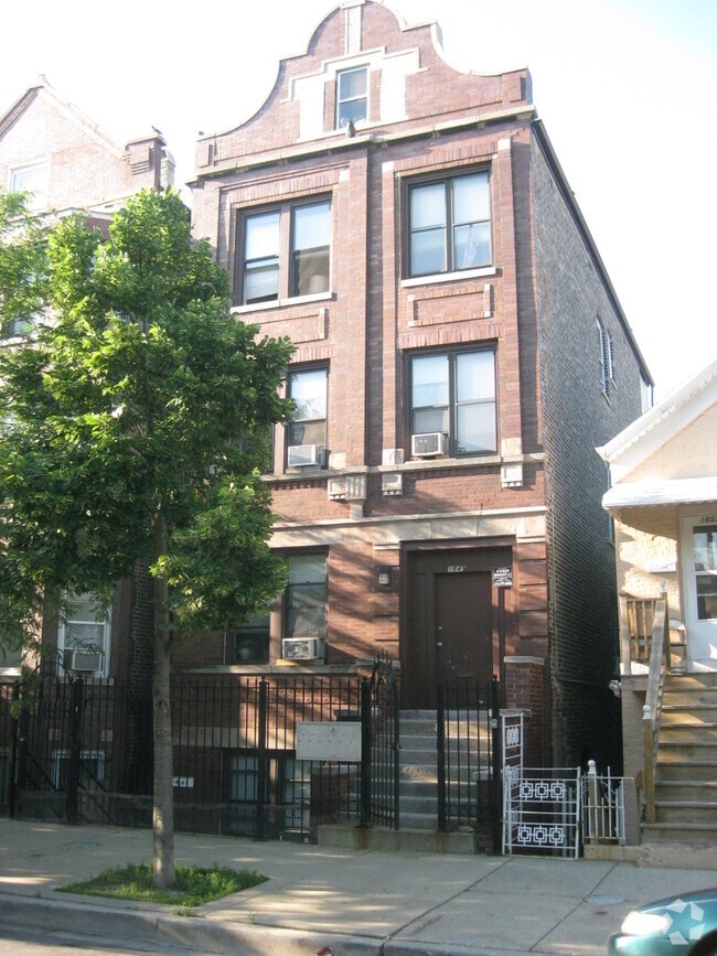 Building Photo - 1849 W 17th St Rental