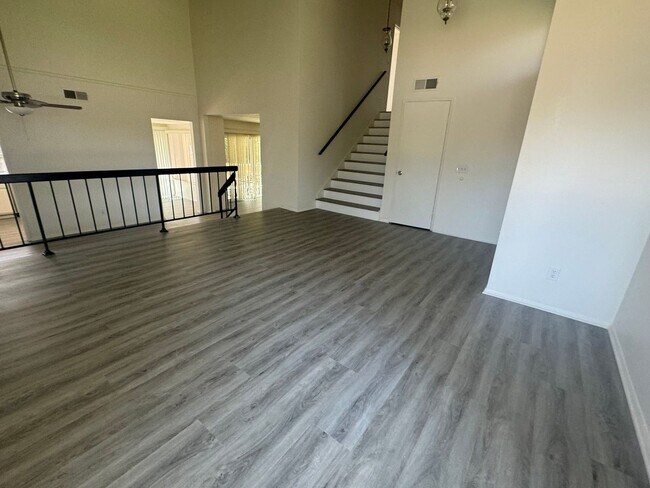 Photo - PERFECT 3 bedroom 2.5 bath Pool Home!