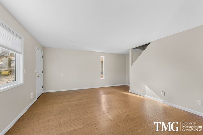 Photo - Private, Sunny Townhome | Carpet Free | Parking & Laundry Included Unit 5121