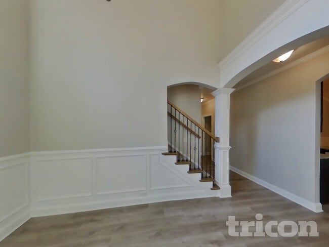 Photo - 2615 Morgan Park Dr SW