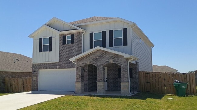 Photo - 2141 Bluebonnet Ln