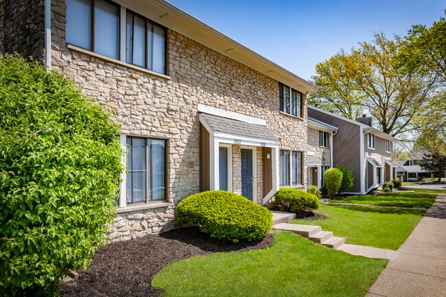 Building Photo - Aspen Chase Rental