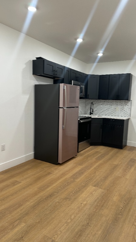 Photo - 5535 Bloyd St