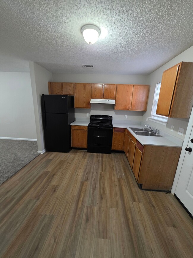 Photo - 1209 Harmony St